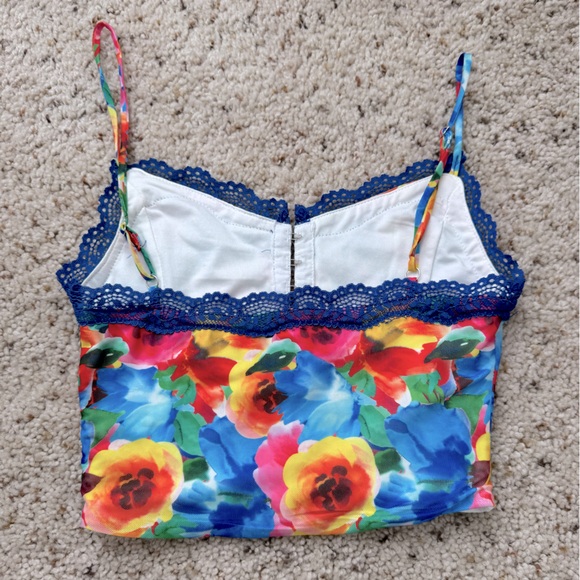 Bright Floral Corset Tank | Princess Polly | Size 2💐 - Picture 2 of 3